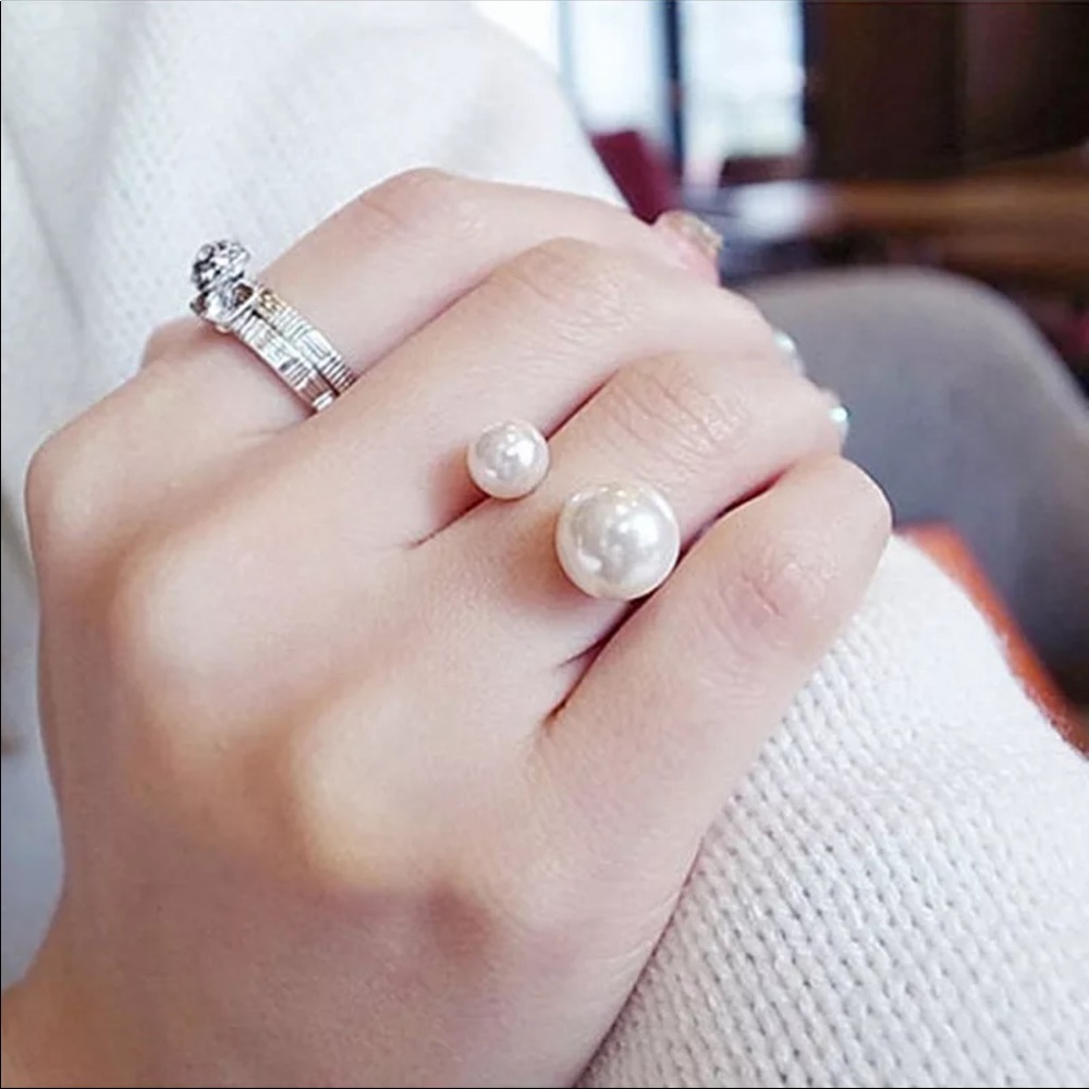 "Lover of Pearls" Adjustable Luxury Minimalist Dainty Designer Gift EverydayRing - Picture 2 of 8